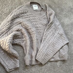 Abercrombie Beige Cable Knit Sweater